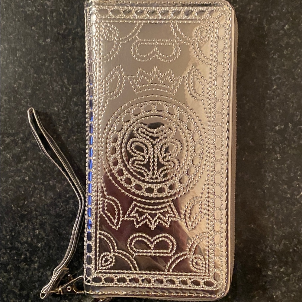 Silver Metallic Wallet - Picture 6 of 6
